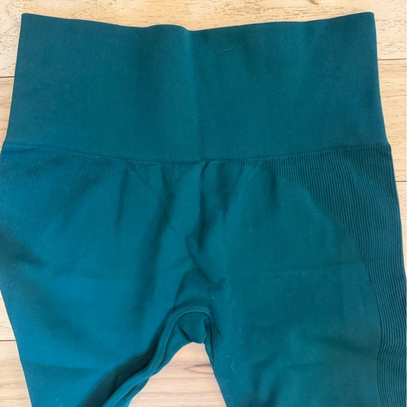 Set Active leggings size medium - Picture 7 of 7